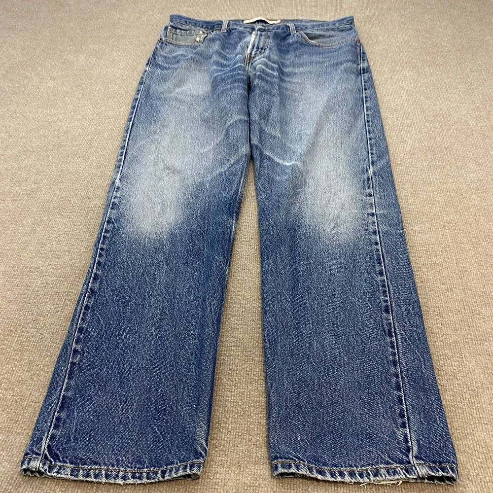 Levis Jeans Mens 38x32 Faded Blue 505 Straight Leg VTG Y2K 2004 Distressed Denim